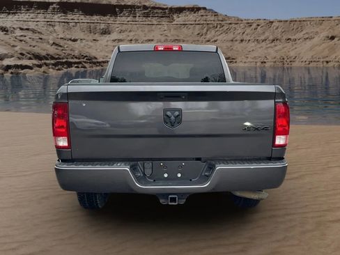 Used 2017 RAM 1500 Express image 6