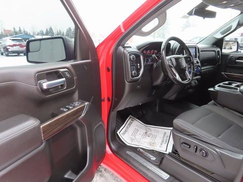 Used 2020 Chevrolet Silverado 1500 RST image 17