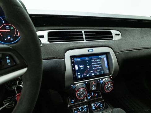 Used 2013 Chevrolet Camaro ZL1 image 24