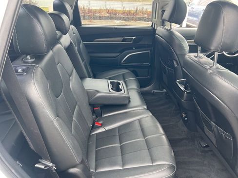 Used 2021 Kia Telluride SX image 16