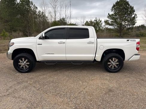 Used 2019 Toyota Tundra Limited w/ Limited Premium Package image 5