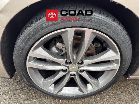Used 2024 Chevrolet Malibu LT FWD image 8