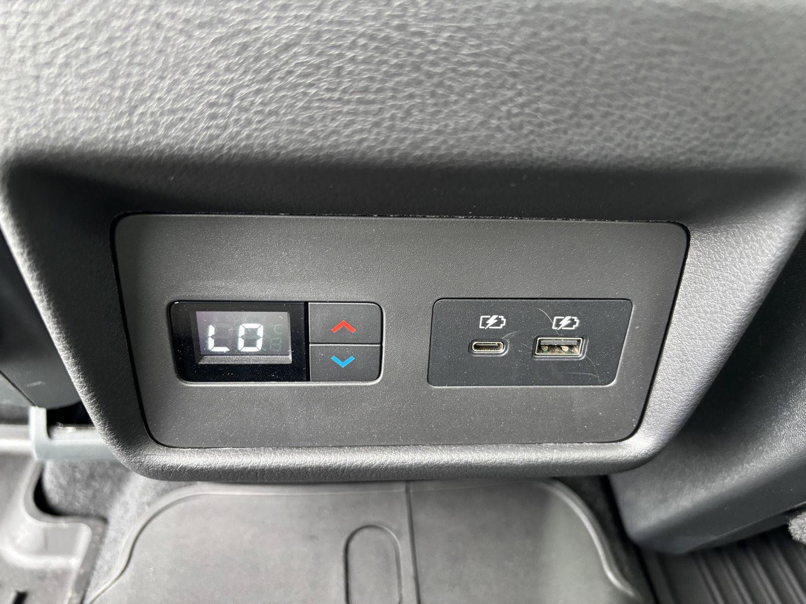 Used 2023 Nissan Rogue SL w/ SL Premium Package AWD/4WD image 19