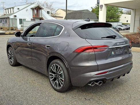 New 2025 Maserati Grecale GT image 26