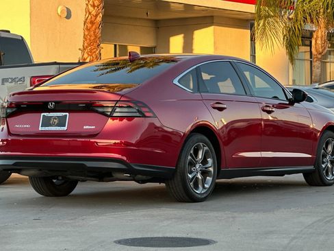 Used 2023 Honda Accord EX image 6