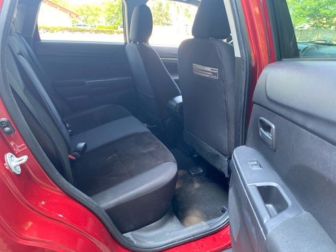 Used 2013 Mitsubishi Outlander Sport ES AWD/4WD image 19