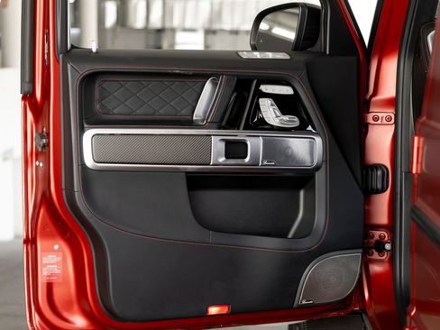 Used 2022 Mercedes-Benz G 63 AMG Squared image 9