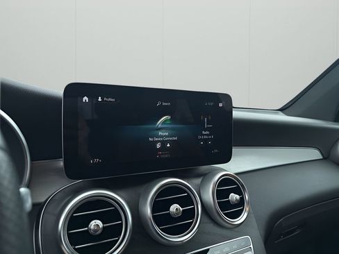 Used 2022 Mercedes-Benz GLC 300 image 36