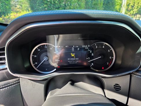 Used 2021 Jaguar F-PACE R-Dynamic S image 17