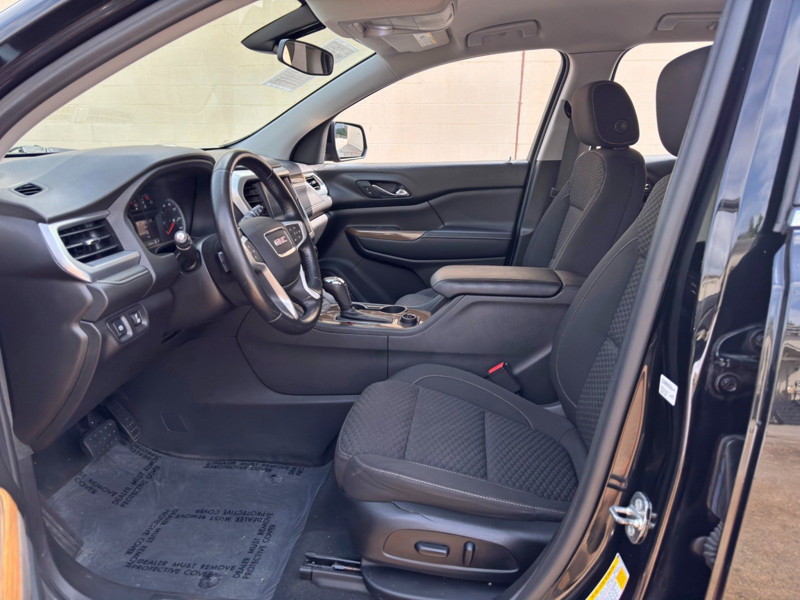 Used 2018 GMC Acadia SLE w/ Driver Alert Package I AWD/4WD image 15