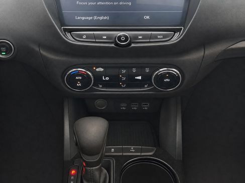 Used 2021 Chevrolet TrailBlazer LT w/ Convenience Package FWD image 19