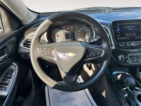 Used 2023 Chevrolet Malibu LT image 12