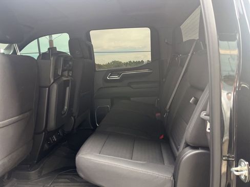 Used 2023 GMC Sierra 1500 Elevation w/ LPO, Elevation Black Package AWD/4WD image 10