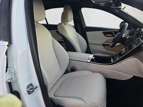 Certified 2025 Mercedes-Benz C 300 Sedan image 22