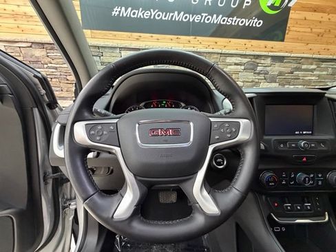 Used 2021 GMC Terrain SLE w/ Driver Convenience Package AWD/4WD image 18