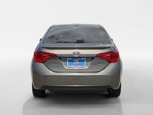 Used 2019 Toyota Corolla XSE FWD image 4