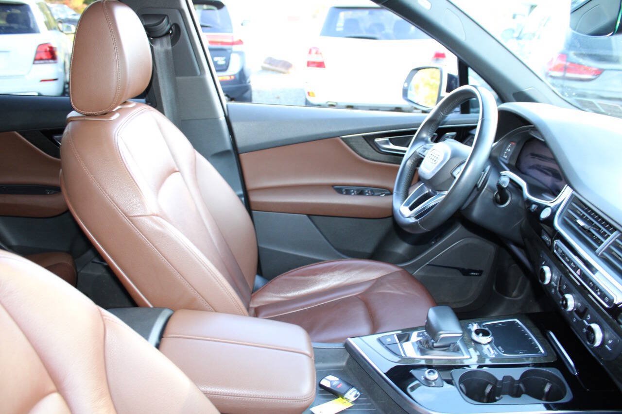Used 2019 Audi Q7 3.0T Premium Plus AWD/4WD image 11