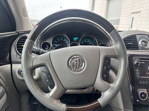 Used 2015 Buick Enclave Leather image 15
