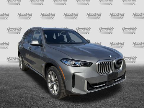 Certified 2024 BMW X5 xDrive40i w/ Premium Package image 2