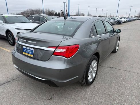 Used 2012 Chrysler 200 Touring w/ Cold Weather Group image 4