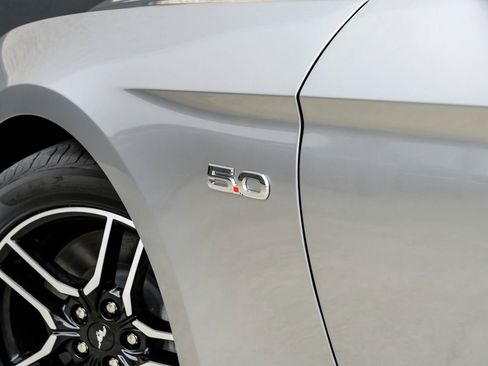 Used 2022 Ford Mustang GT RWD image 48