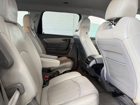 Used 2015 Chevrolet Traverse LTZ image 46