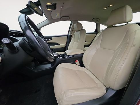 Used 2018 Honda Clarity Touring image 5
