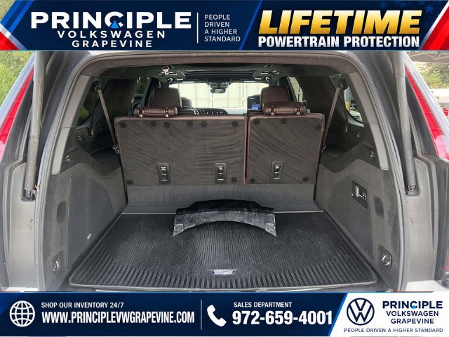 Used 2023 Cadillac Escalade ESV Sport Platinum w/ LPO, ONYX Package AWD/4WD image 26