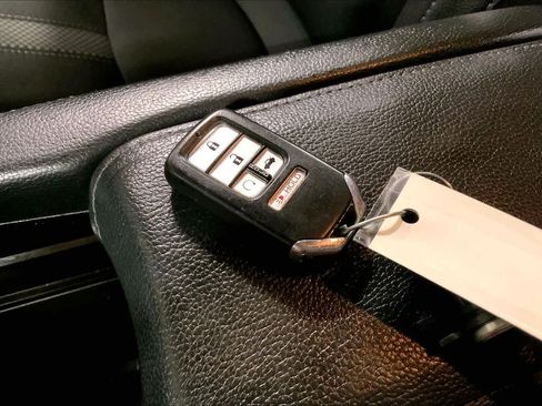 Used 2019 Honda Civic Sport image 15