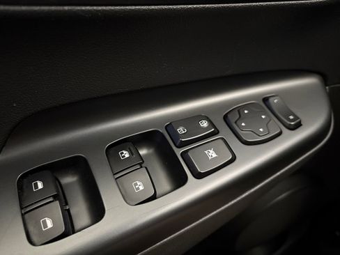 Used 2023 Hyundai Kona SEL image 11