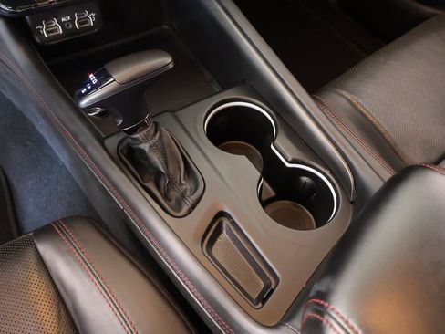 Used 2024 Dodge Durango GT image 9