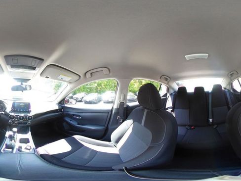 Used 2025 Nissan Sentra SV FWD image 37