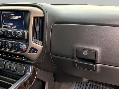 Used 2015 GMC Sierra 1500 Denali RWD image 18