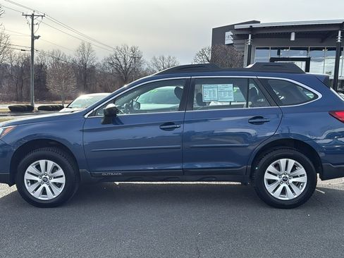 Used 2019 Subaru Outback 2.5i image 6