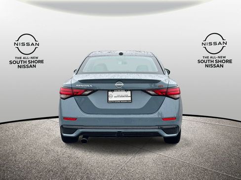 Certified 2025 Nissan Sentra SR w/ SR Premium Package image 5