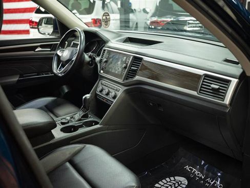 Used 2021 Volkswagen Atlas SE w/ Panoramic Sunroof Package AWD/4WD image 14