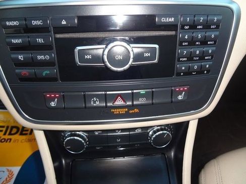 Used 2014 Mercedes-Benz CLA 250 4MATIC image 24