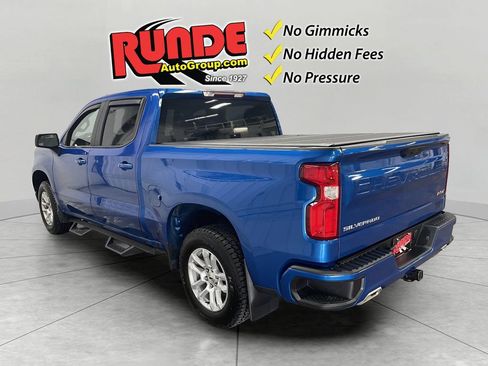 Used 2022 Chevrolet Silverado 1500 RST w/ Z71 Off-Road Package AWD/4WD image 3