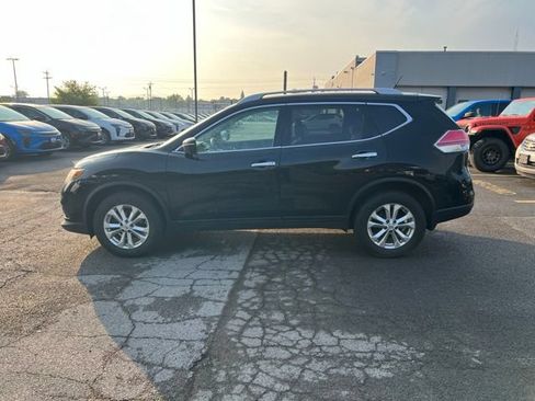 Used 2015 Nissan Rogue SV w/ SV Premium Package AWD/4WD image 3