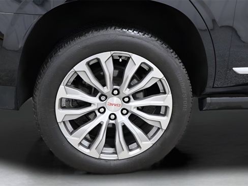 Used 2022 GMC Yukon Denali image 35