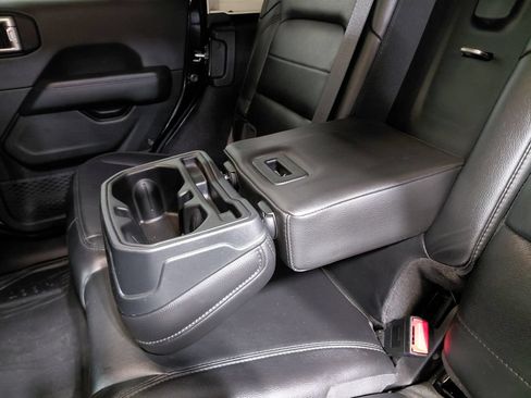 Used 2021 Jeep Wrangler Unlimited Sahara AWD/4WD image 53