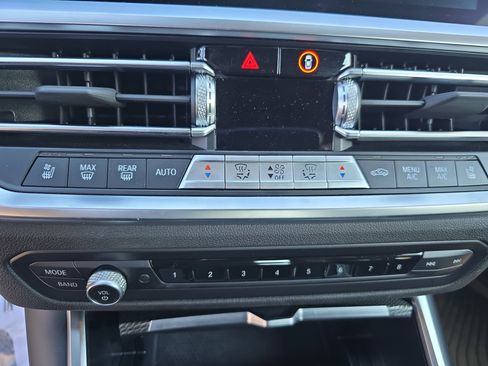 Used 2022 BMW M4 Coupe image 20