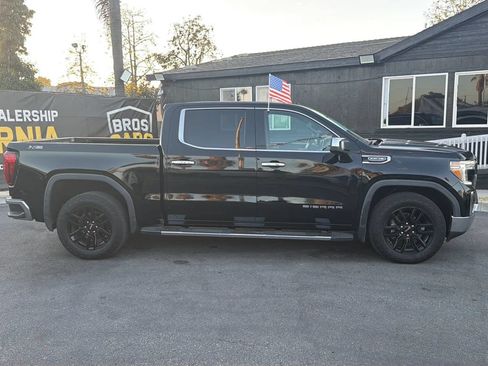 Used 2022 GMC Sierra 1500 SLT w/ SLT Premium Package AWD/4WD image 9