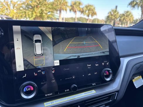 New 2026 Lexus TX 350 350 F SPORT Handling image 28