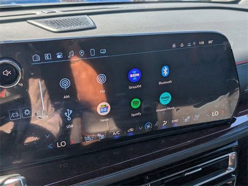 Certified 2025 Chevrolet Traverse RS w/ LPO, Floor Liner Package image 19