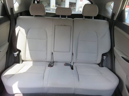 Used 2019 Hyundai Tucson SE AWD/4WD image 21
