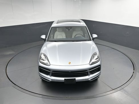 Certified 2022 Porsche Cayenne S image 39