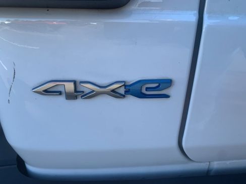 Used 2023 Jeep Wrangler Unlimited Sahara w/ Cold Weather Group image 7