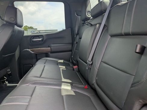 Used 2019 Chevrolet Silverado 1500 High Country w/ Technology Package AWD/4WD image 14