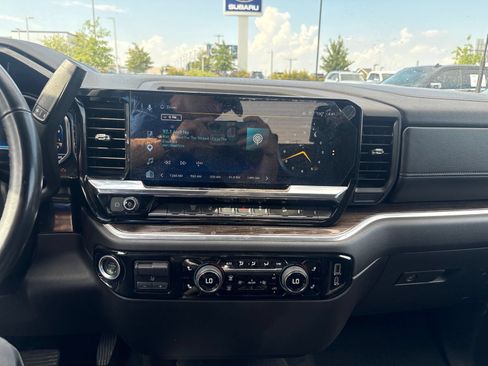 Used 2025 Chevrolet Silverado 2500 LT AWD/4WD image 14